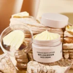 Apply the Cream Before Makeup, Moisturizing Foundation Cream - Lasting Moisturizing, Creating a Natural Foundation - Image 13
